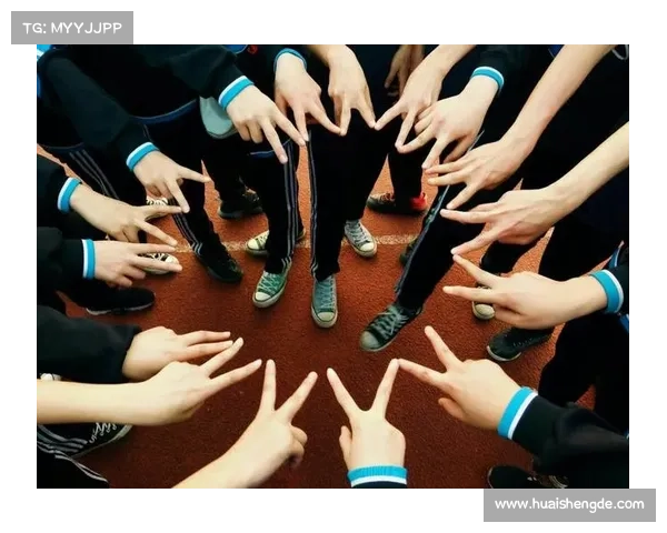 小拳王赛场上的较量与成长:儿童拳击比赛中的友谊与竞争精神